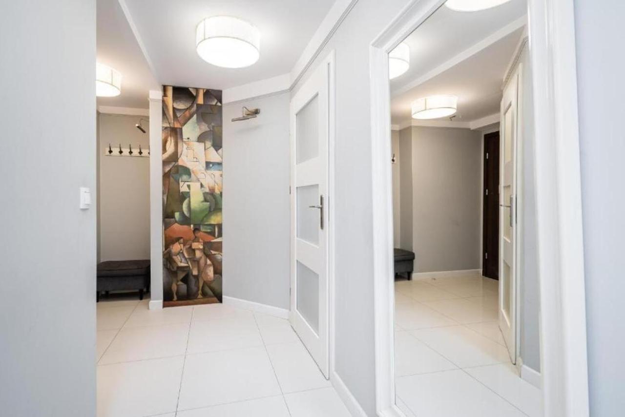 Urban Nest Apartments Bon 11 Krakow Bagian luar foto